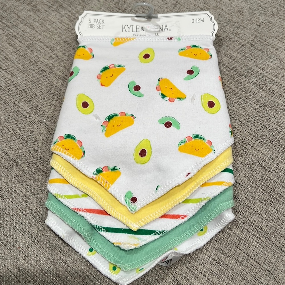 Kyle & Deena 5 pack Bib Set